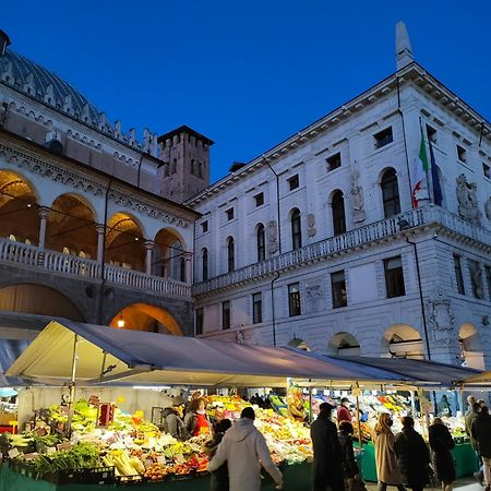 شقة Officine Cavour Piazza Cavour بادوفا المظهر الخارجي الصورة